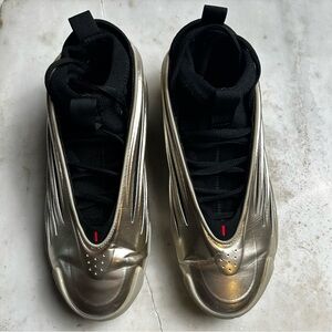 Adidas Men's James Hardin Basketball Silver Shoe